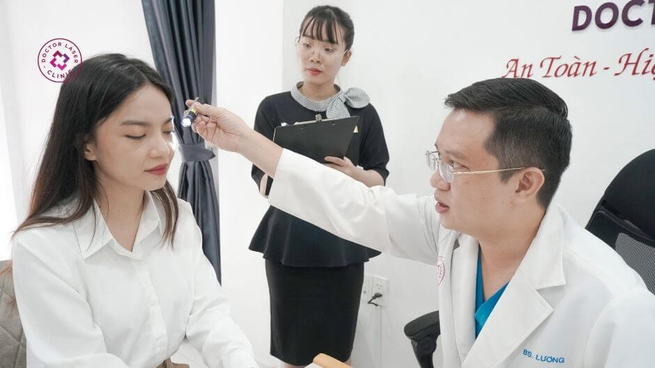tiêm filler môi an toàn tại phòng khám doctor laser