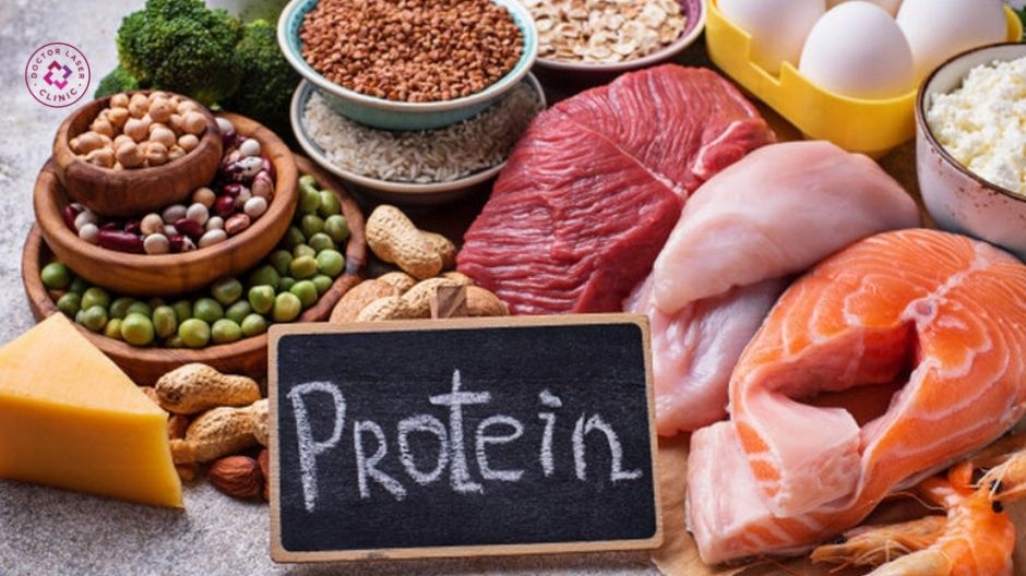 bổ sung thực phẩm giàu protein sau trị sẹo rỗ