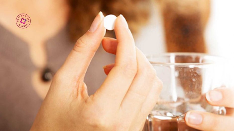 sử dụng thuốc giảm đau sau điều trị sẹo rỗ