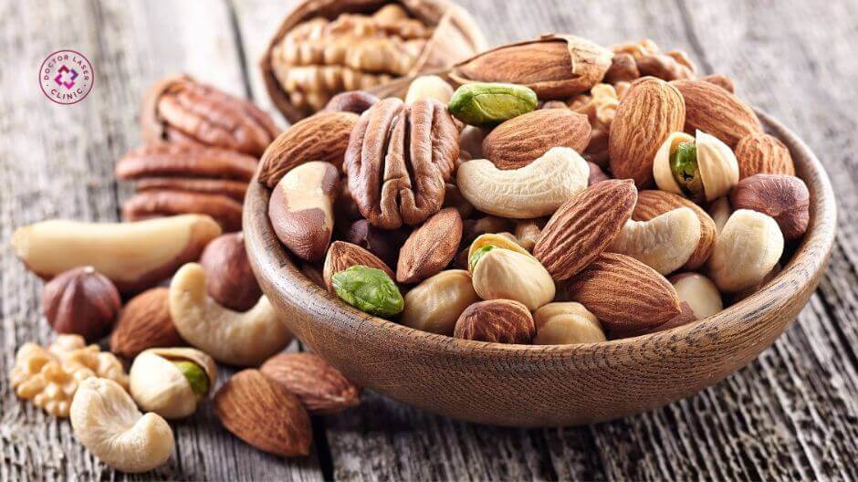 vitamin e từ hạt và quả hạch hỗ trợ da sẹo rỗ