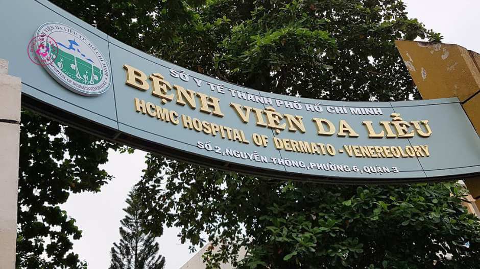 bệnh viện da liễu tphcm điều trị mụn lưng
