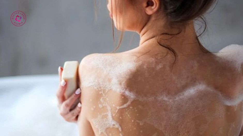 xà phòng trị mụn lưng salicylic acid