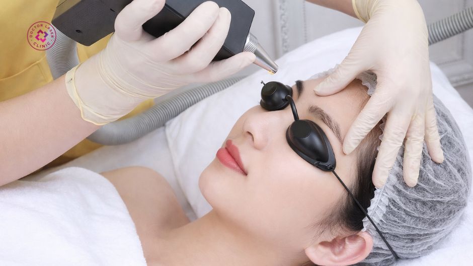 đối tượng xoá xăm chân mày bằng laser