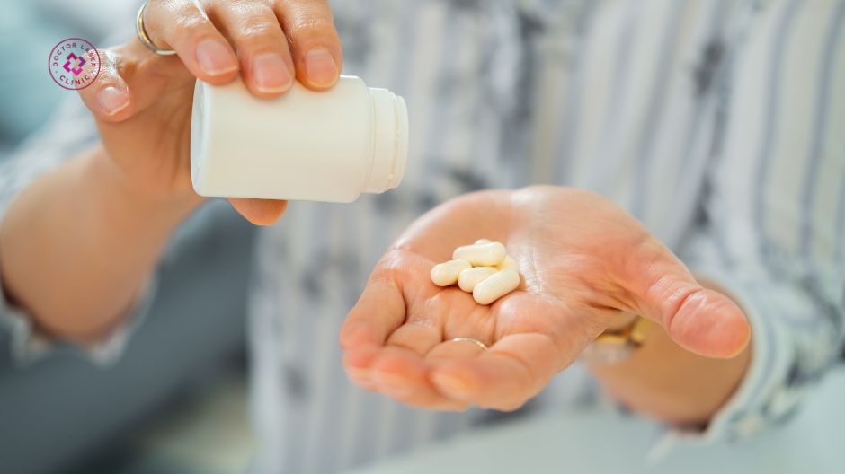 thuốc trị mụn ở trán