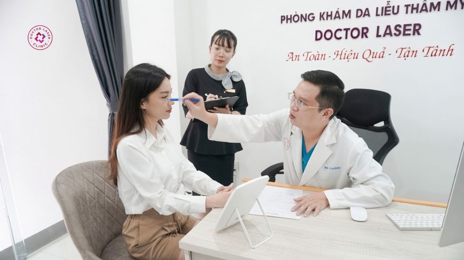 chẩn đoán tình trạng mũi bị sẹo lồi