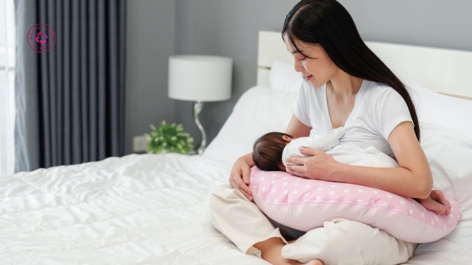 lưu ý khi dùng hoạt chất làm sáng da cho phụ nữ đang cho con bú
